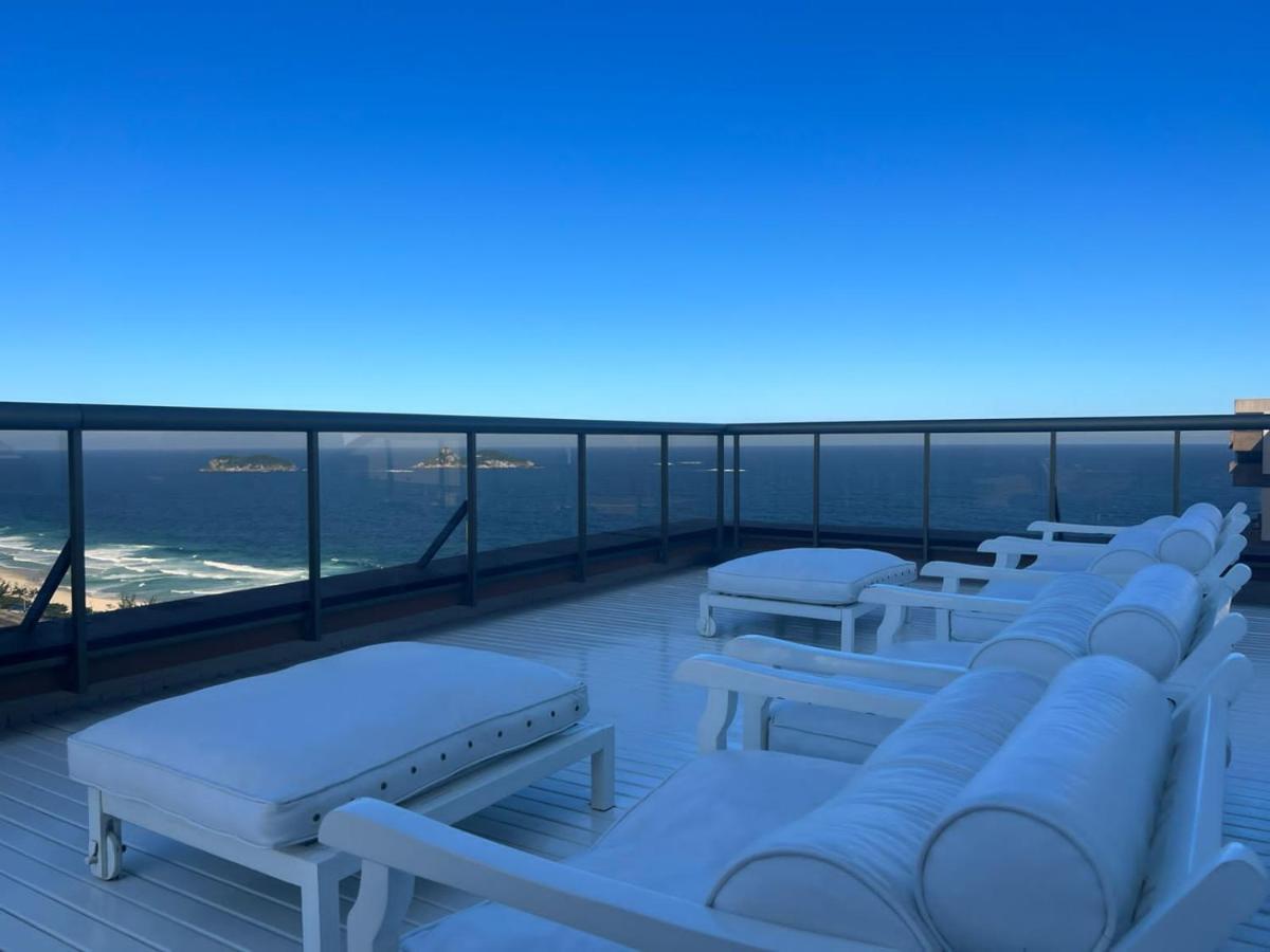 Apartamento Apartamento Em Condominio Na Beira Da Da Barra Da Tijuca Río de Janeiro